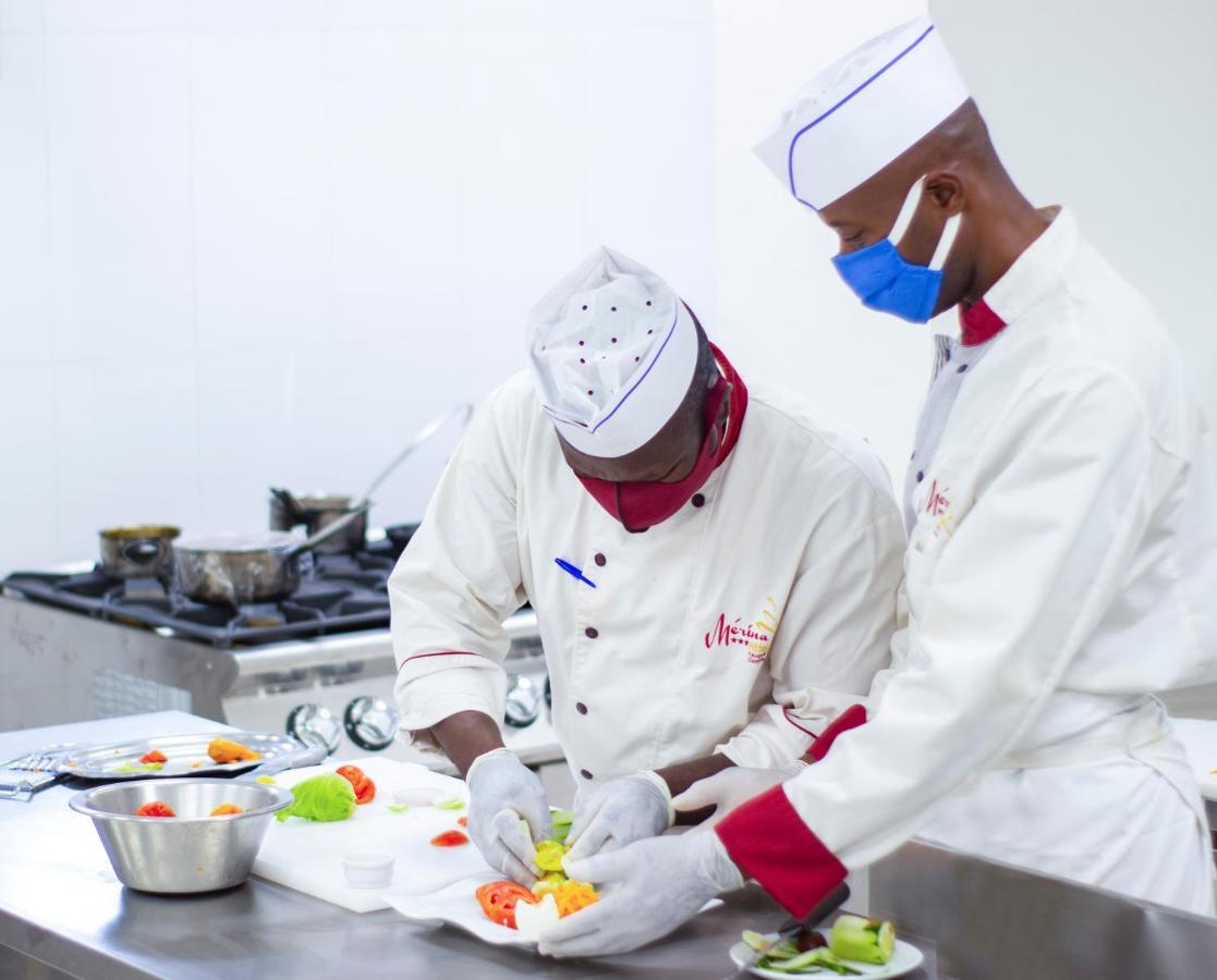 Merina Hotel Yaoundé Eksteriør billede