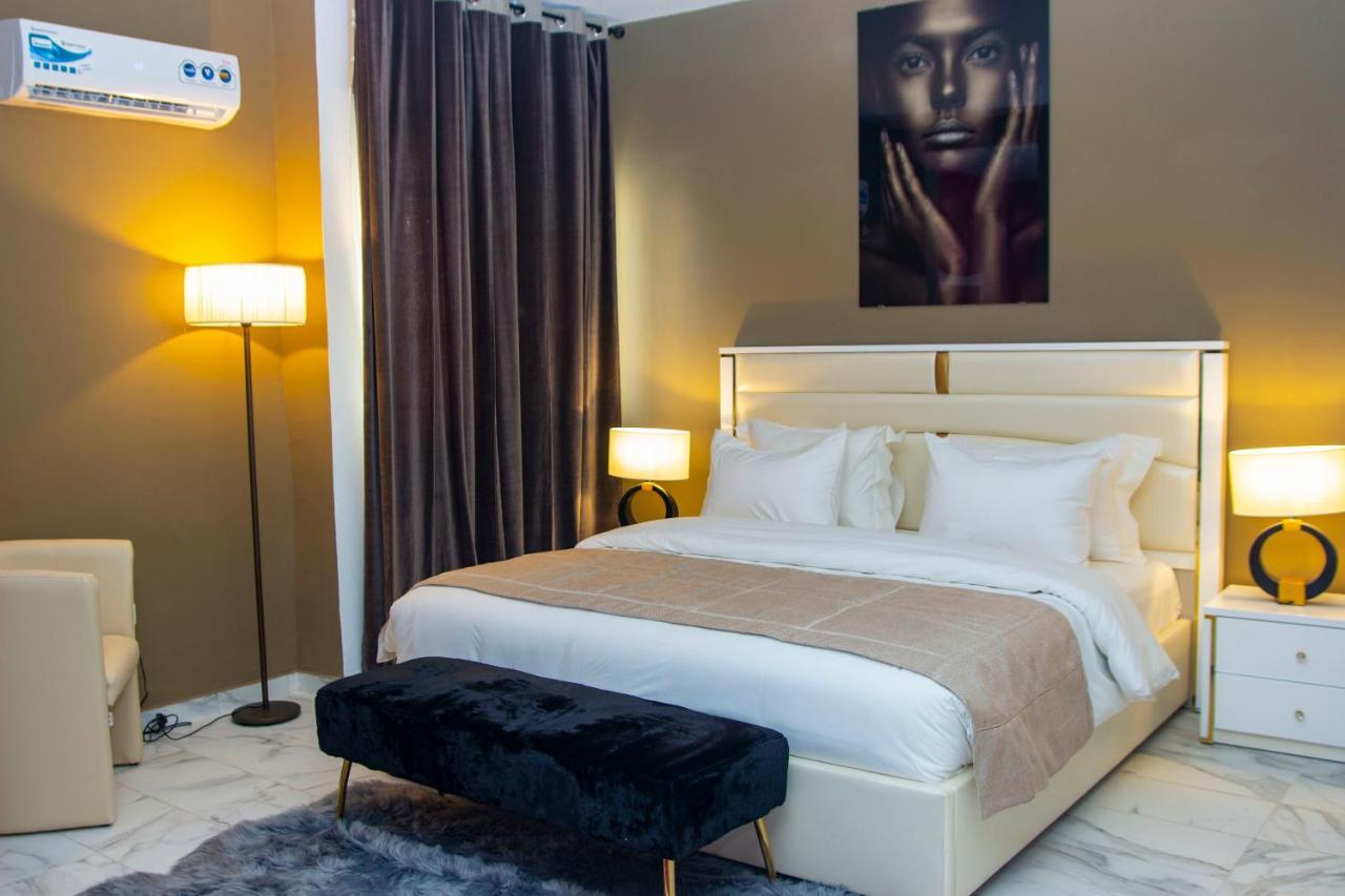 Merina Hotel Yaoundé Eksteriør billede