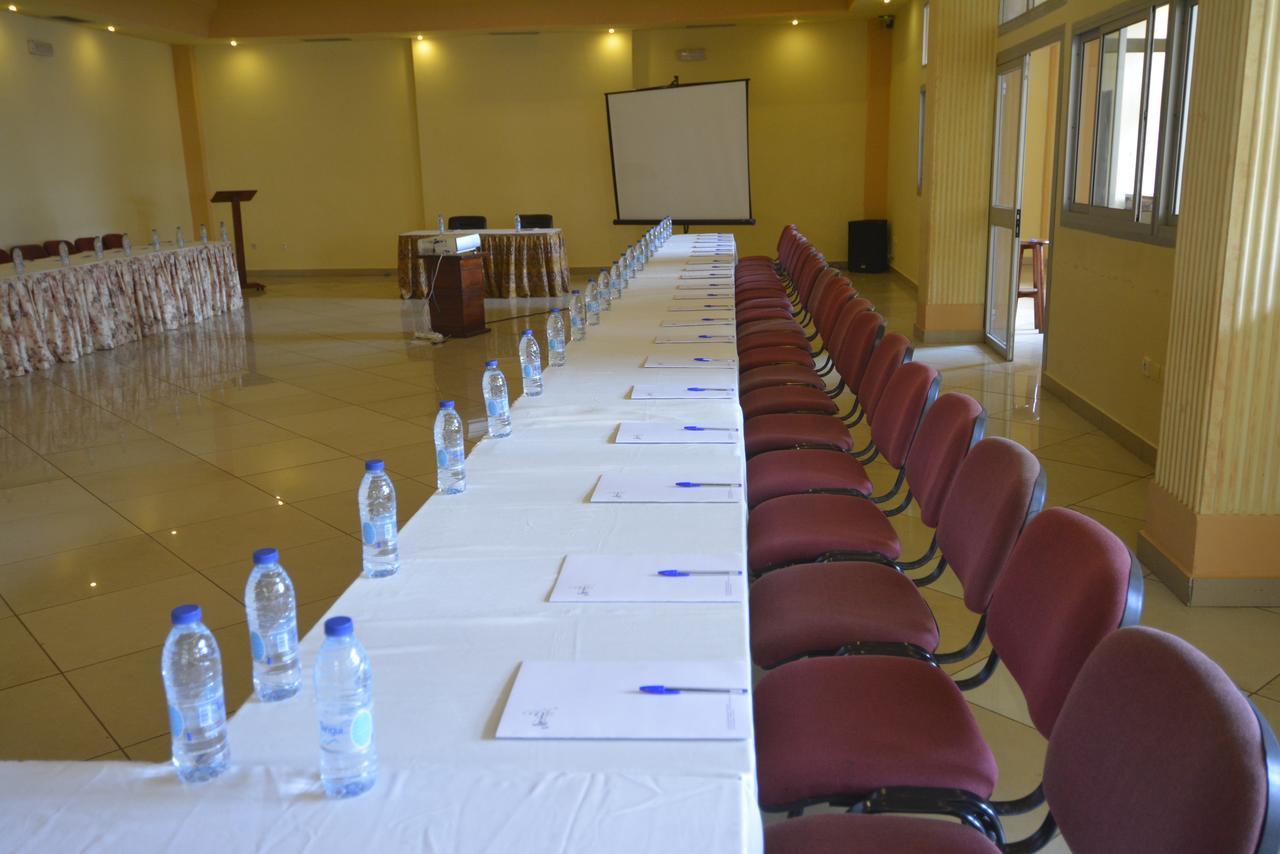 Merina Hotel Yaoundé Eksteriør billede