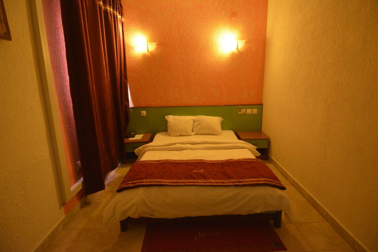 Merina Hotel Yaoundé Eksteriør billede