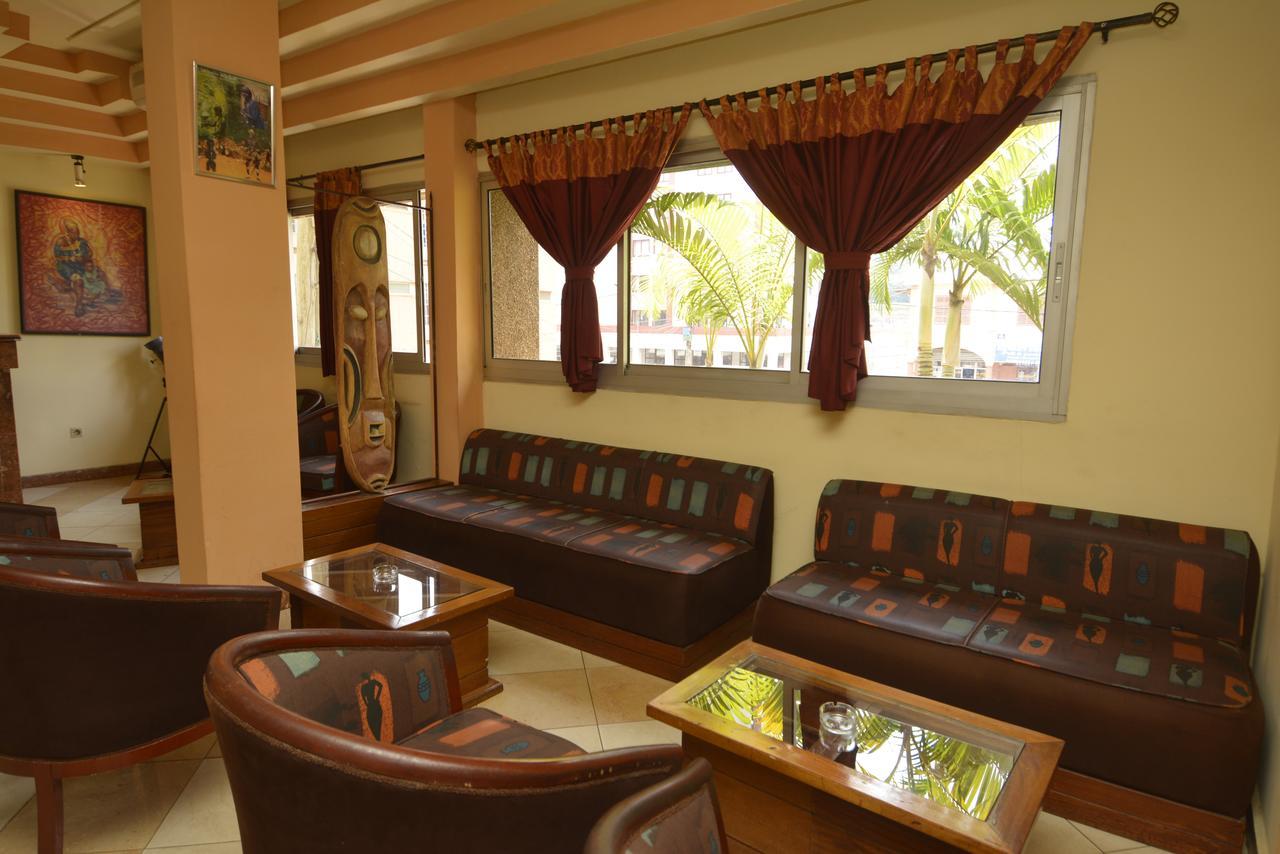 Merina Hotel Yaoundé Eksteriør billede